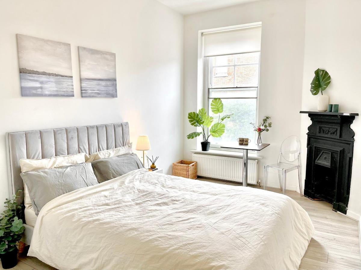 Archway Station Big Bedroom Flat Лондон Екстериор снимка